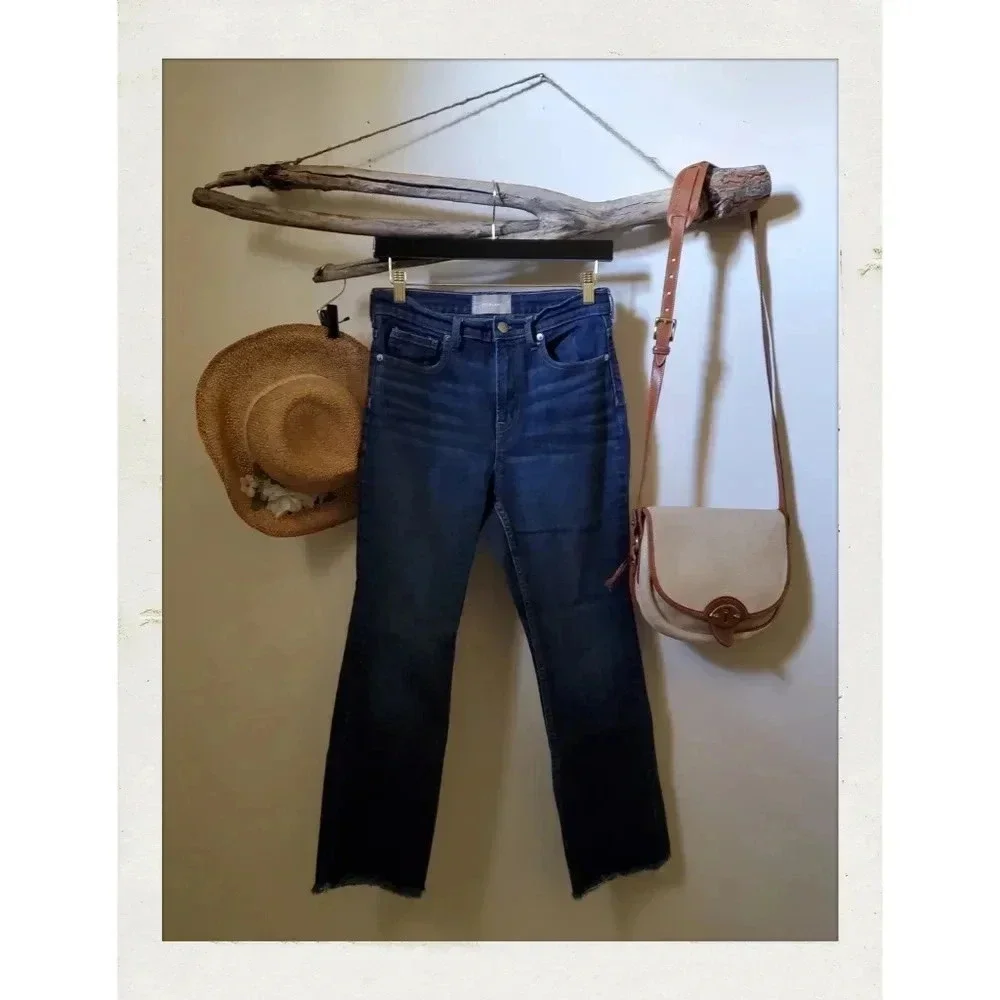 Everlane | High Rise Kick Frayed Raw Hem Dark Blue Denim Jeans 28 Regular Pants